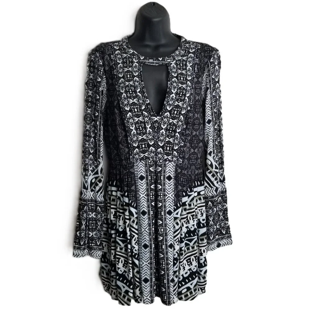 Free People Teagan Boho Tribal Print Mini Dress Bell Sleeves Black White Size S